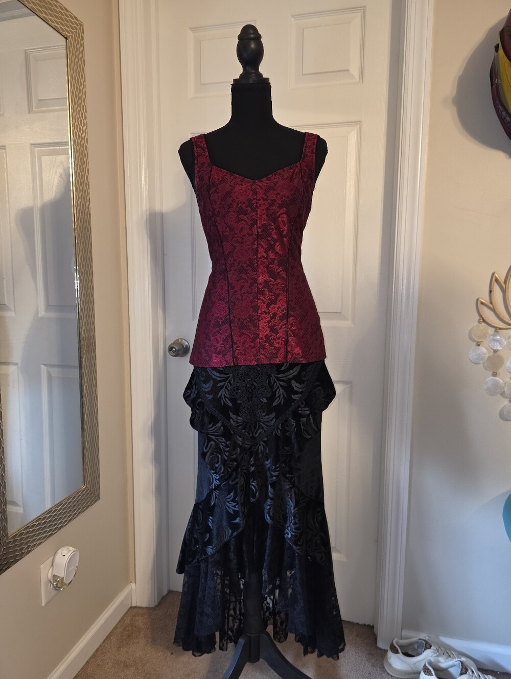 White House Black Market Corset Style Tank